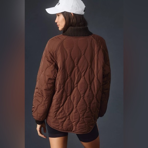 Varley Reno Reversible Quilt Jacket - Picture 9 of 12